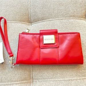Kenneth Cole Reaction woman’s leather wallet